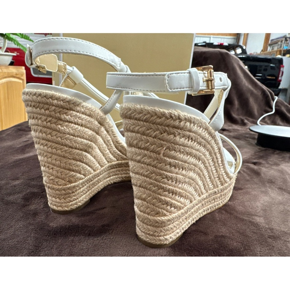 Michael Kors White Wedge Sandals size 9.5 NWT - Picture 6 of 10